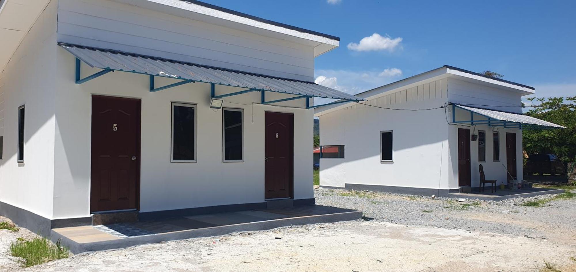 Chalet Meroloh Kuala Kangsar Ngoại thất bức ảnh